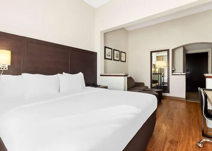 Comfort Suites Lumberton North