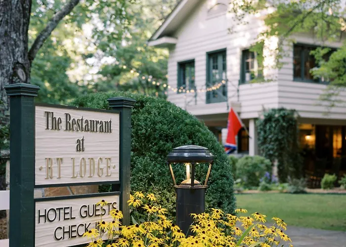 Rt Lodge