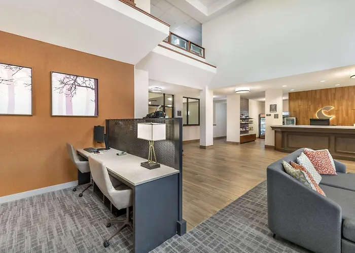 Comfort Suites Redmond Airport