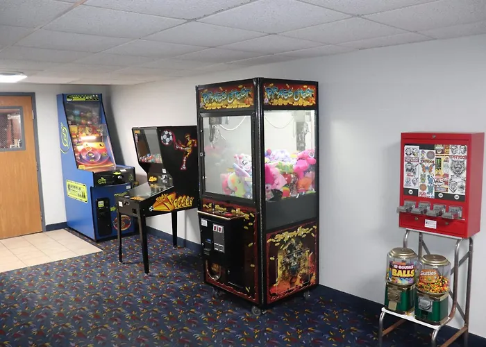 Econo Lodge Inn & Suites Wisconsin Dells