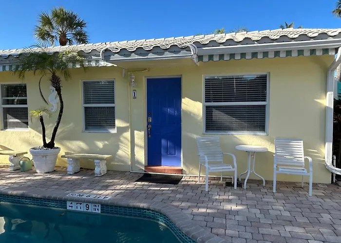 Bahama Beach Club Pompano - Fort Lauderdale - Charming And Cozy Studios & Apartments Close To Beach With Heated Pool
