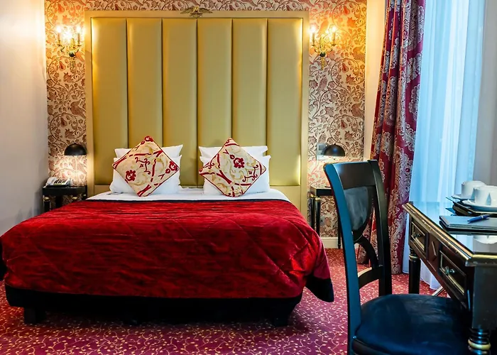 Hotel De L'Empereur By Malone