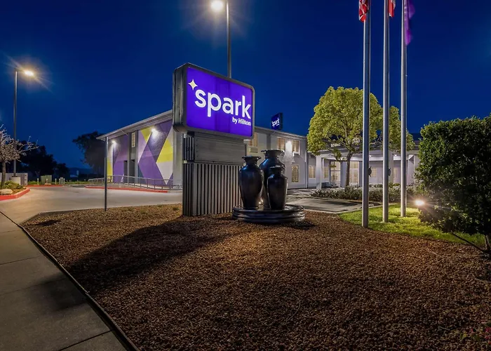 Spark By Hilton Newest Hotel In Williams Ca