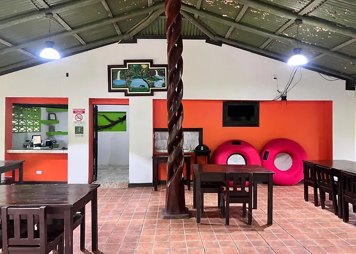 Hotel Catarata Rio Celeste