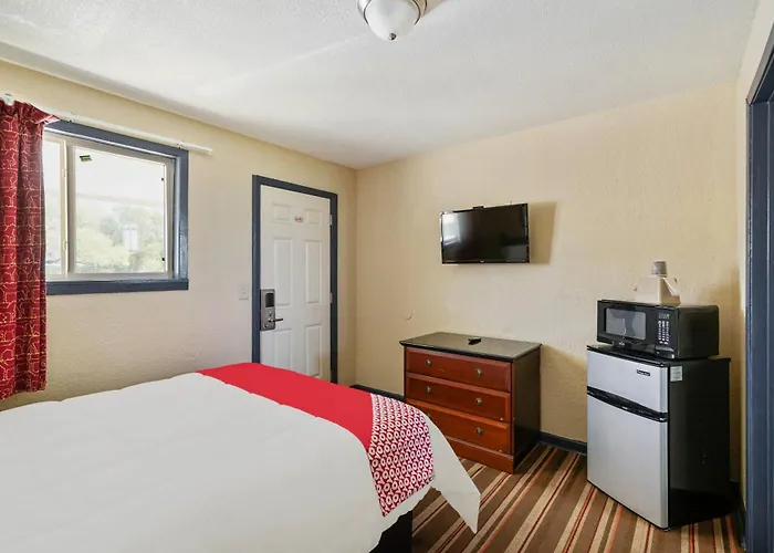 Oyo Hotel Luling Tx Downtown I-10/Us-90