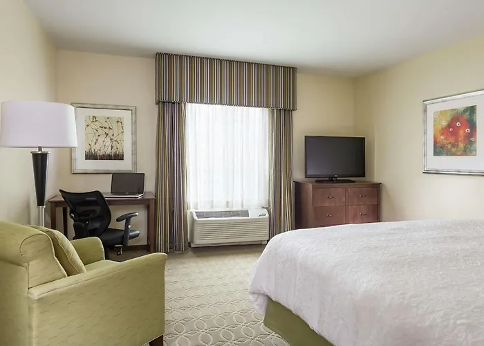 Hampton Inn & Suites Philadelphia Montgomeryville