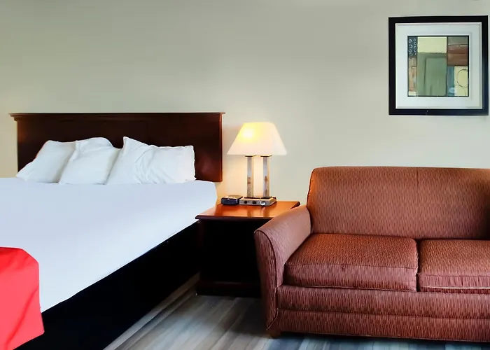 Cypress Inn & Suites Washington By Oyo