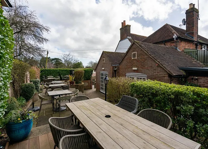 The Royal Oak Inn