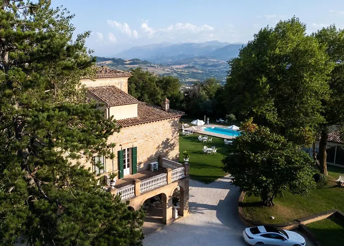 Villa Nena Tolentino