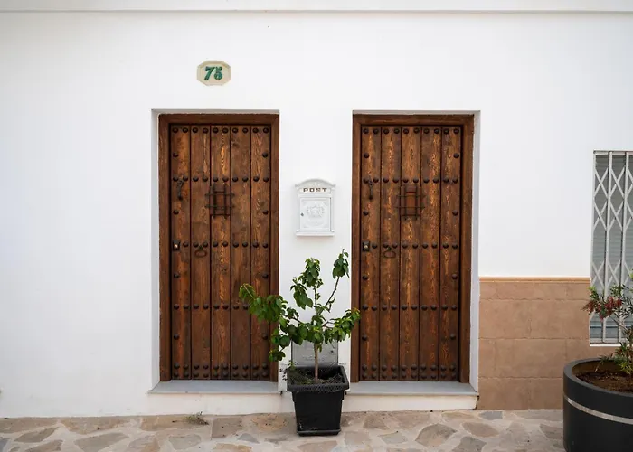 Casa Emiliana The Town-House Spain