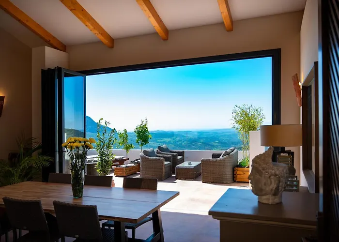 Casa Emiliana The Town-House Spain