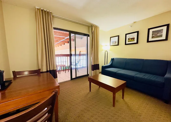 Comfort Inn & Suites Black River Falls I-94