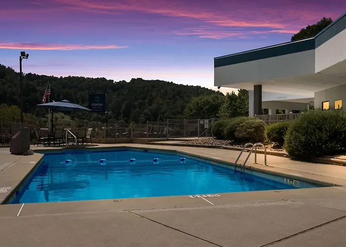 Clarion Pointe Sylva Near Cherokee Area