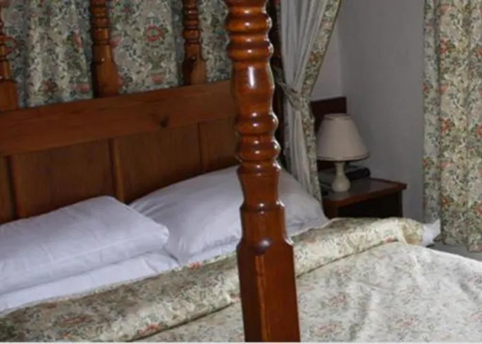 Oyo Rose & Crown Hotel Bainbridge