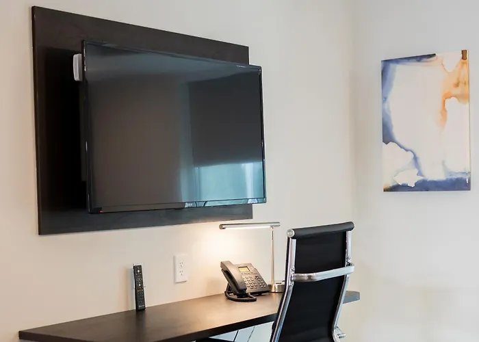 Stayapt Suites Charlotte North