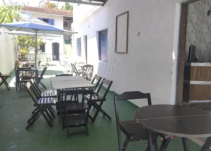 Pousada Dádiva Canto do Girassol ate 6 pessoas com ar e frigobar na esquina da Praia do Pontal Centro