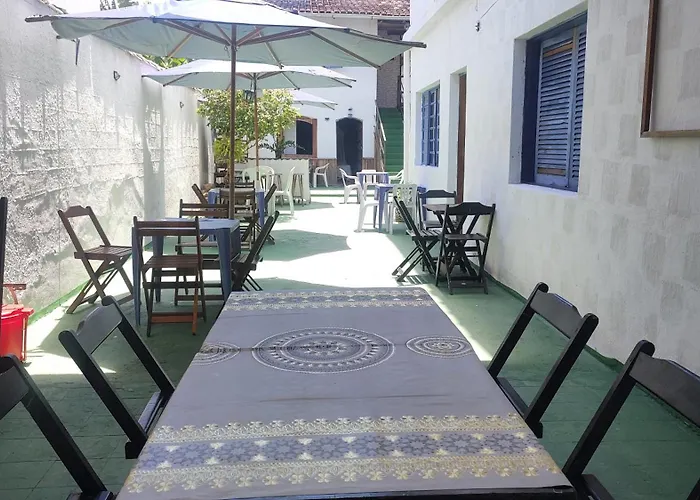 Pousada Dádiva Canto do Girassol ate 6 pessoas com ar e frigobar na esquina da Praia do Pontal Centro