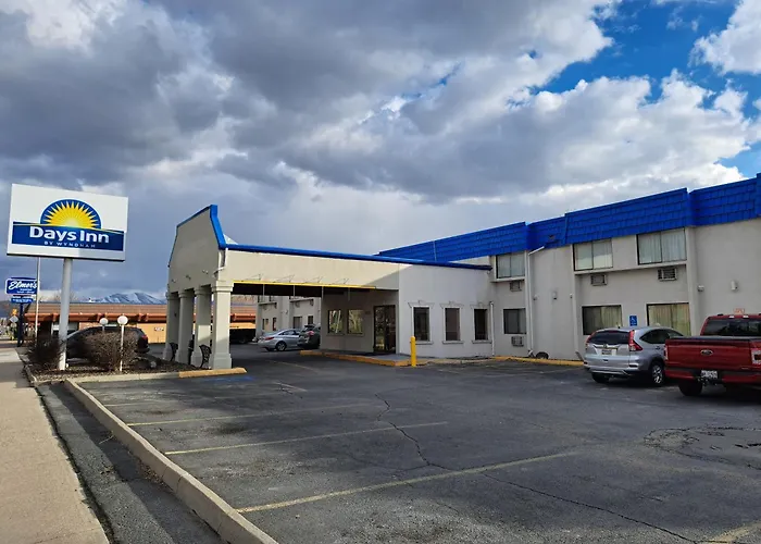 Days Inn By Wyndham University Area