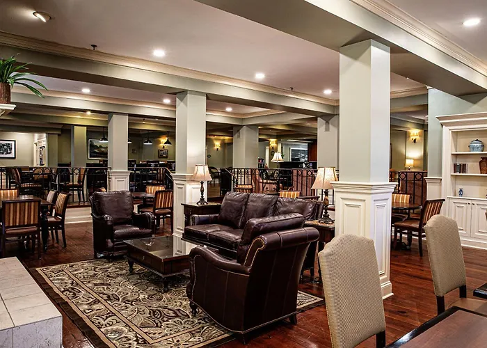 Hampton Inn -Historic District