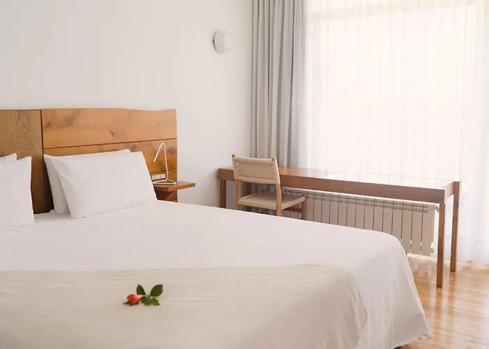 Hotel A Miranda Feás