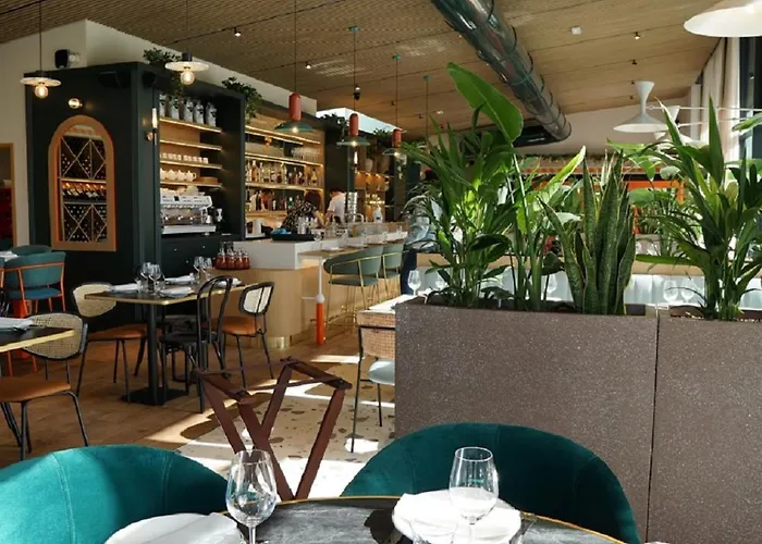 The Originals Boutique Hotel Saint James Nantes Sud Montaigu-Vendee