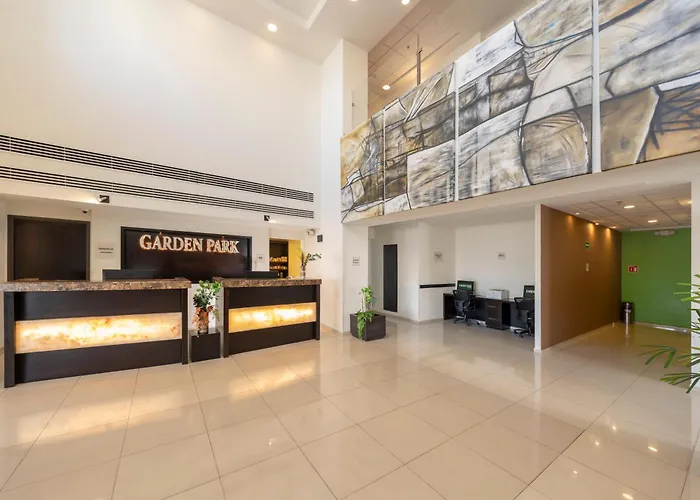 Garden Park Hotel
