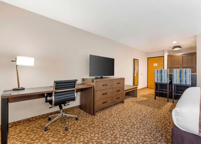 Best Western Plus Mill Creek Inn Salem