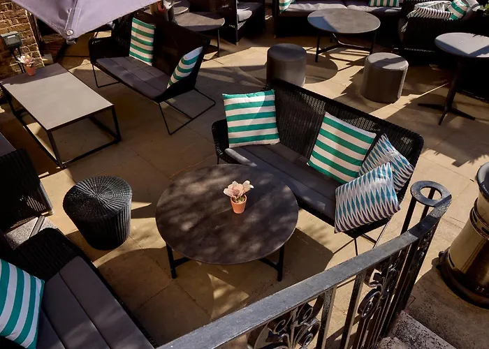 Richmond (Greater London) Dog Friendly Hotels