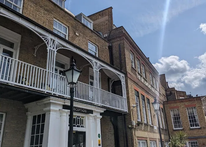 Richmond Hill Hotel