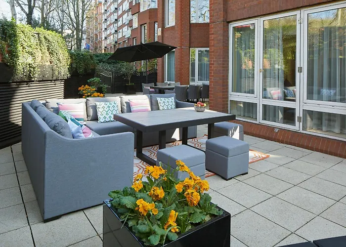 Cheval Thorney Court At Hyde Park