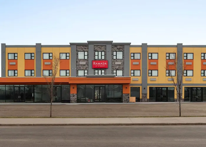 Ramada By Wyndham West Edmonton Hotel & Suites