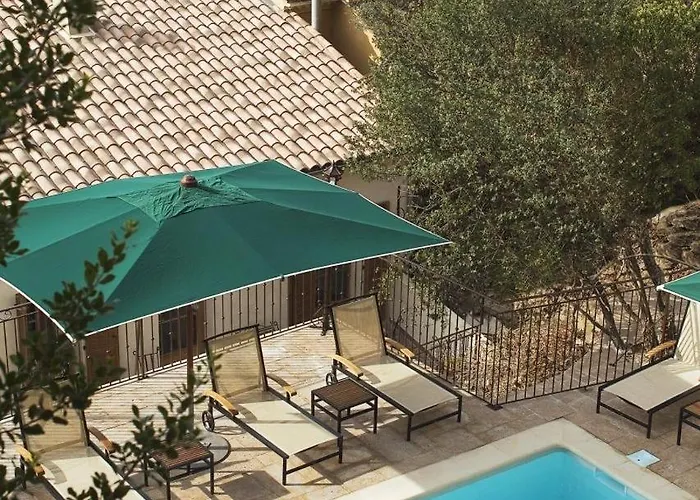 Hostellerie du Cigalou - Les Collectionneurs Bormes-les-Mimosas