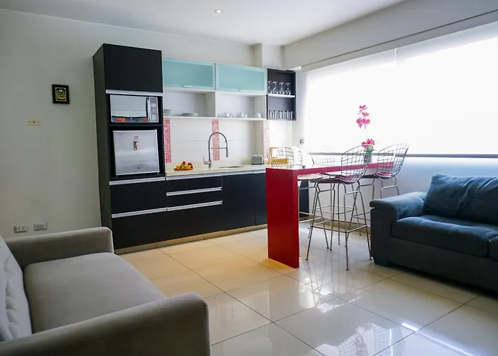 Apart Hotel Petit Palace Suites