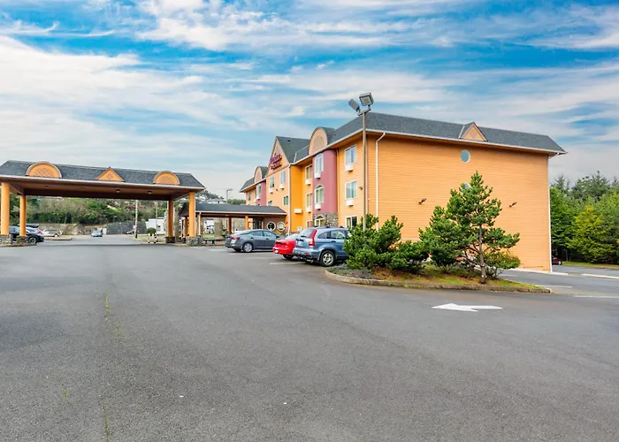 Palace Inn & Suites