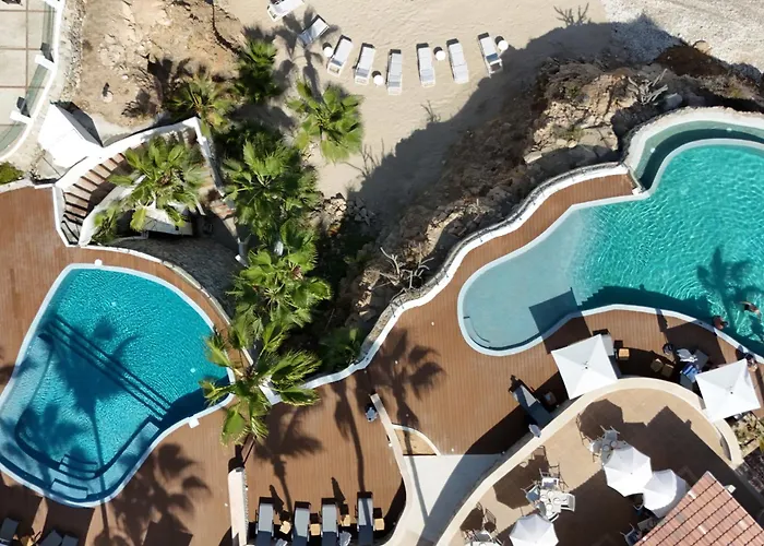 Punta Pescadero Paradise Hotel & Villas