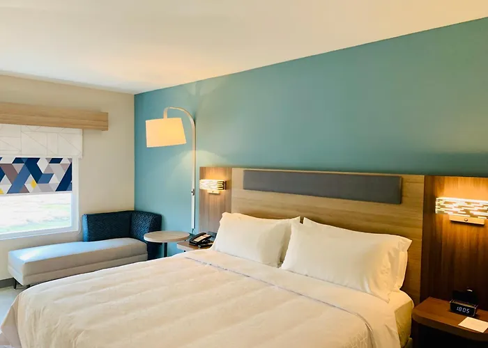 Inn Express - Guadalajara Vallarta Poniente By IHG