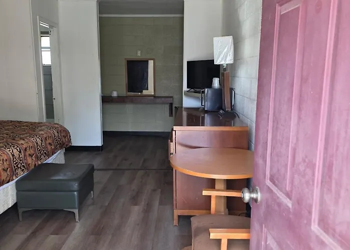 Stardust Inn