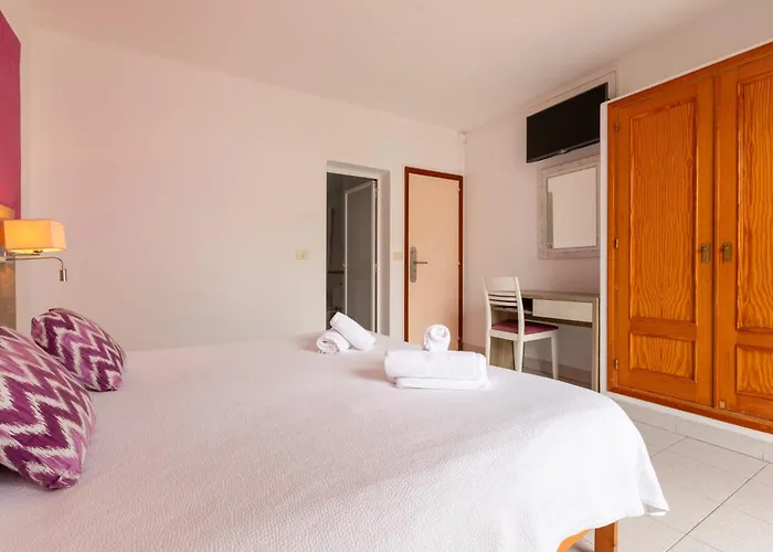 Hostal Marí