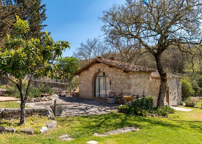Castello Di Tornano Wine Relais