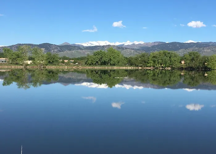 Boulder Twin Lakes Inn