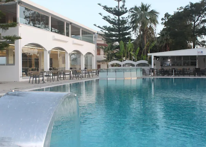Vallian Village Hotel