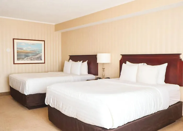 Quality Inn & Suites Downtown