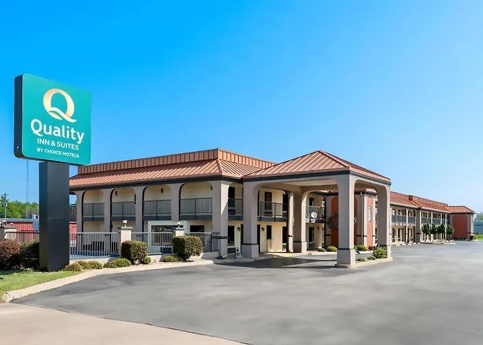 Quality Inn & Suites Dumas