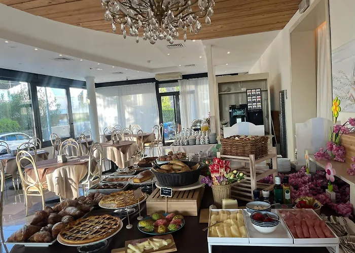 Hotel Garisenda B&B - In Centro A Riccione -