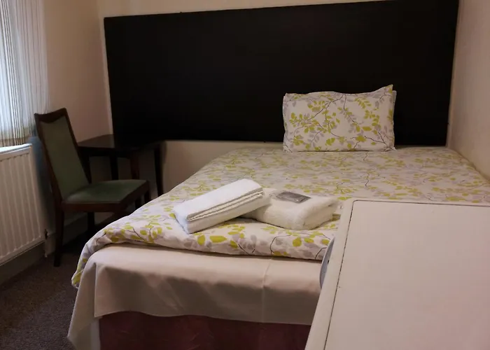 Barking Park Hotel
