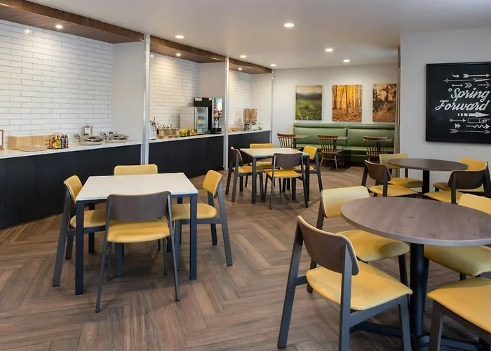 Fairfield By Marriott Inn & Suites Scottsdale Old Town