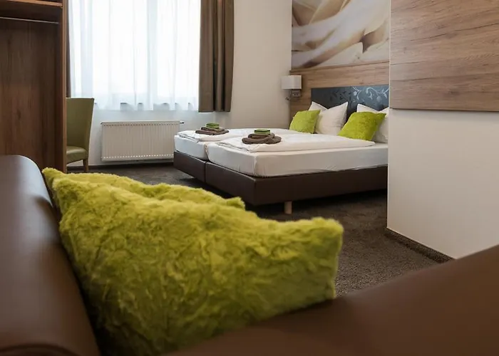 The Outlet Hotel