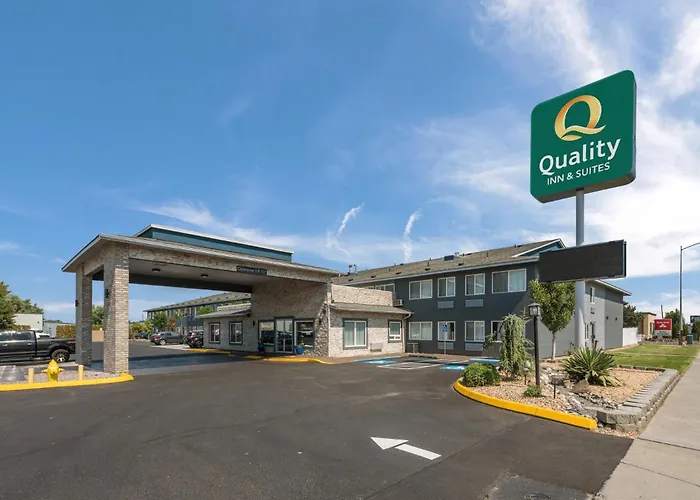 Quality Inn & Suites Tri-Cities