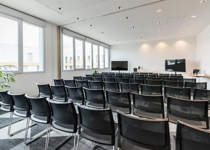 Holiday Inn Express&Suites Reims - Rives de Vesle by IHG