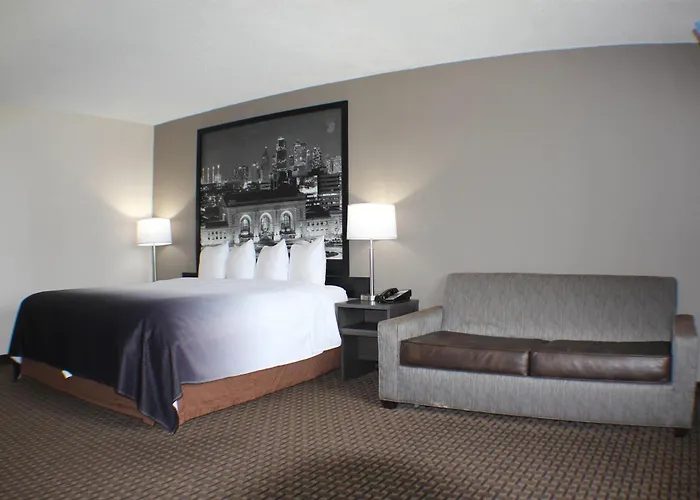 Super 8 By Wyndham Gardner